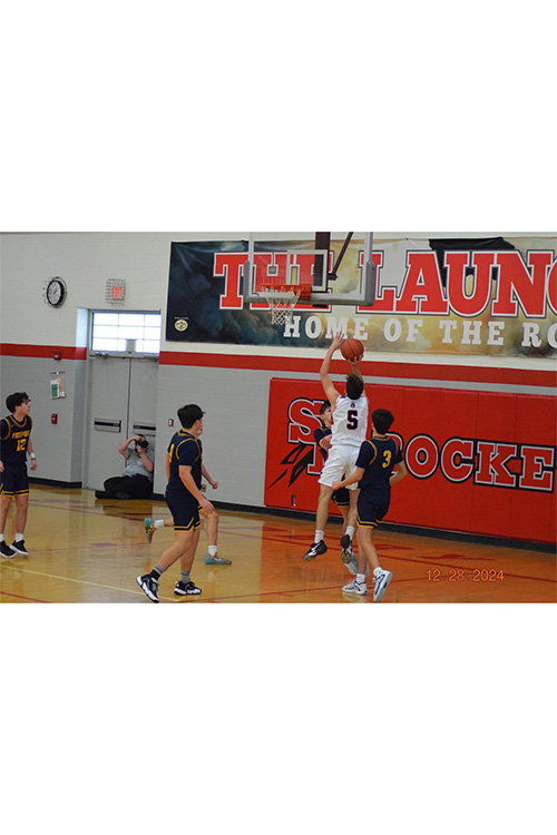 basketball player playing